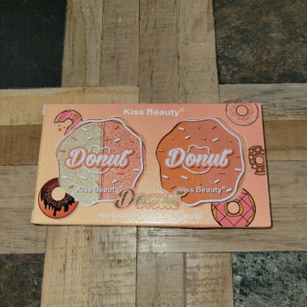 Kiss Beauty Donut 🍩 Highlighter Powder & Blusher
